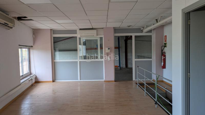 Foto 86b44aa1-8076-4ddf-abe6-8ca1531f3ade. Rent industrial building in carrer de la forja 7 in Gavà