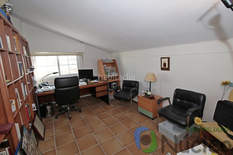 Foto 30ee9cd9-4b84-4b6e-8439-8019f61b9f15. Chalet en Las Vaguadas Badajoz
