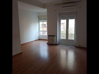 Rent Flat in Plaza de portugal 10a