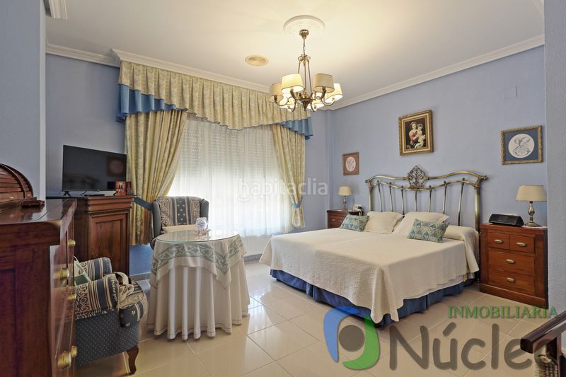 Foto ba603782-02f3-4297-833a-f3ab57b667c0. Chalet en Carretera de Sevilla - Los Montitos Badajoz