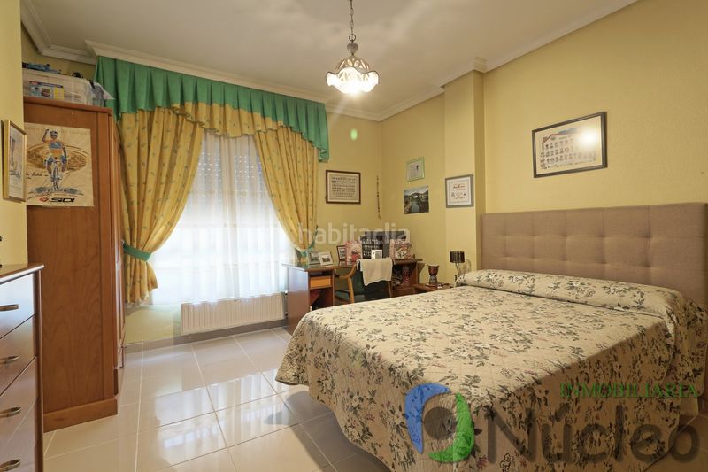 Foto d310fce2-5460-4910-91f1-e6155c6ce498. Chalet en Carretera de Sevilla - Los Montitos Badajoz