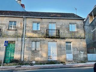 Casa adossada  Avenida do conde de bugallal