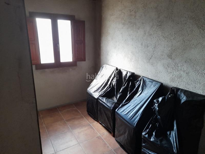 Foto b3872207-0709-4c0f-a772-74dd8ac2408b. Masía ocasion gran finca rustica con vivienda, almacenes , nave e instalaciones de ganado en Tivissa