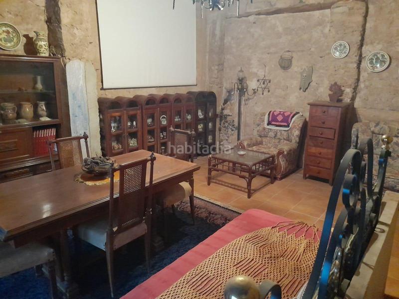 Foto 210cccb9-c448-4675-a254-582b5440a51a. Casa amb calefacció aparcament a Ascó