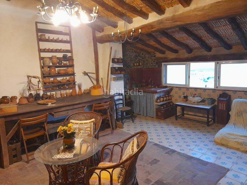 Foto 57b30ba6-bfc1-47a5-b69f-12c8d24facd9. Casa amb calefacció aparcament a Ascó