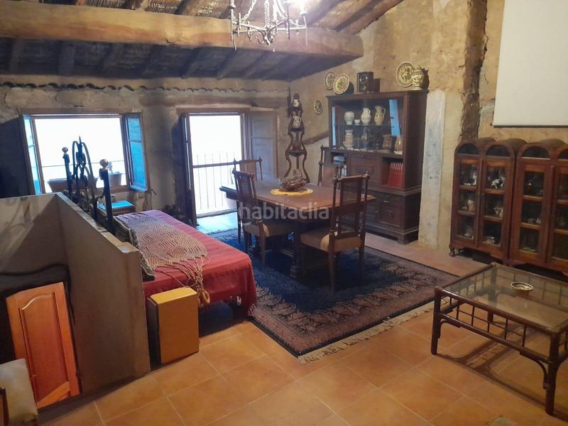 Foto ceb3d2a6-95a1-41b1-8fee-49f848ad6dbf. Casa amb calefacció aparcament a Ascó