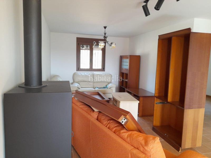 Foto bf2fe225-47c1-44a9-8ec1-3cf3e94d7d4d. House in Batea