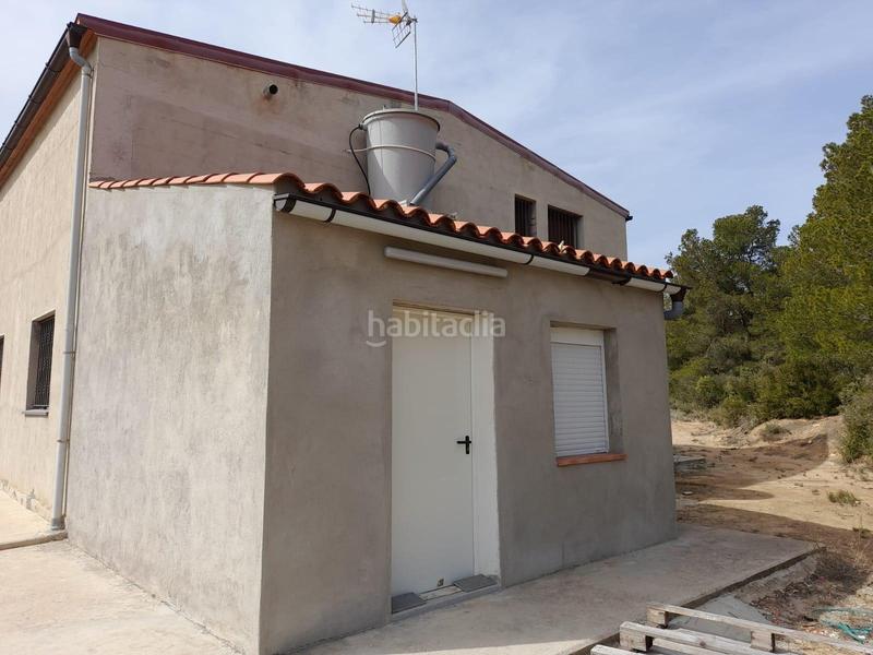 Foto cc4c7df9-778c-4976-94c8-da2116f4a099. House in Batea