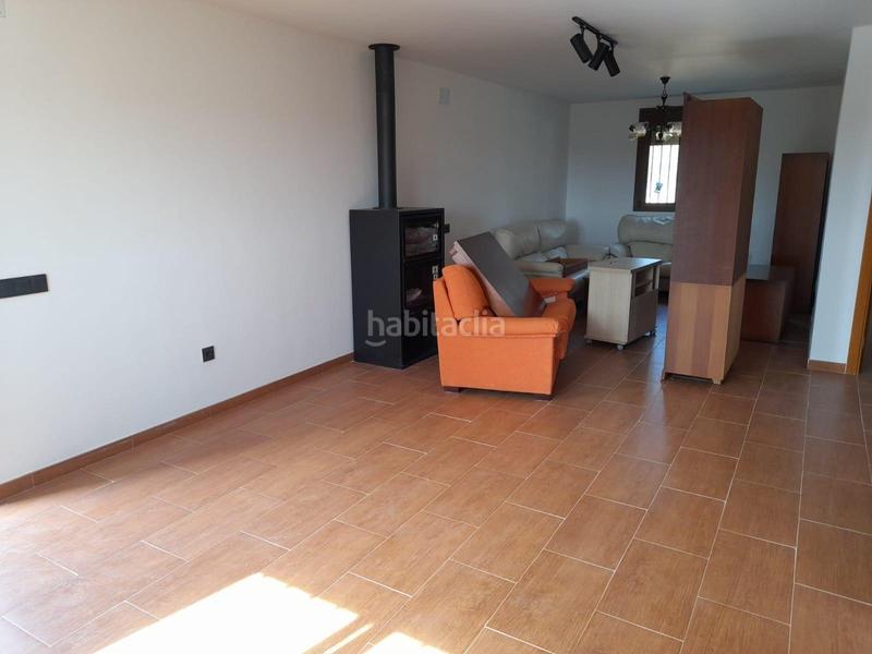 Foto cd5572ba-7db6-4fd9-9afb-8ad7d2c385ca. House in Batea