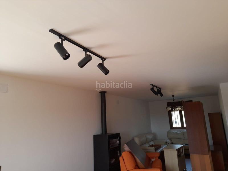 Foto cf2f5dcb-21b6-4740-8b3e-176ab3ac081b. House in Batea