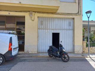 Local Comercial a Móra la Nova. Oportunidad gran local comercial en zona centrica de mora la nov