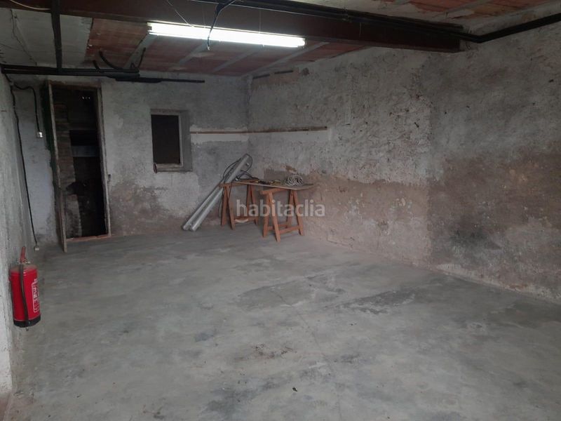 Foto 859ea719-3e37-4e5c-8b9f-647dce2bab6d. Casa amb calefacció a Benissanet