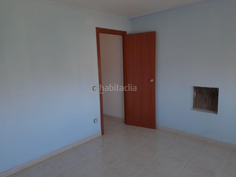 Foto b8014b5b-929d-41fb-8512-3e870237380c. Casa amb calefacció a Benissanet