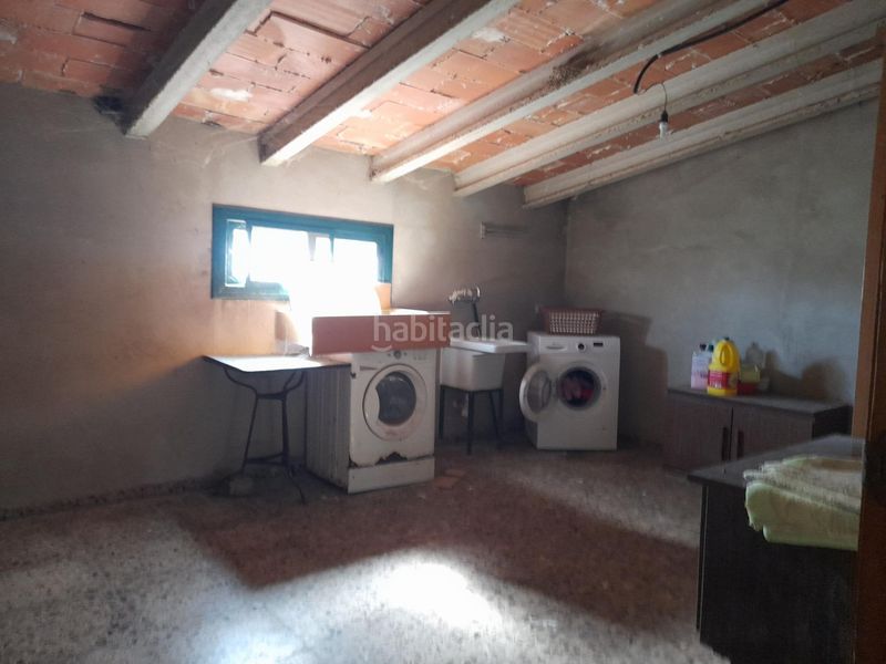 Foto ba72d483-53e8-4348-84ea-4bf46750e8b9. Casa amb aparcament a Móra d´Ebre