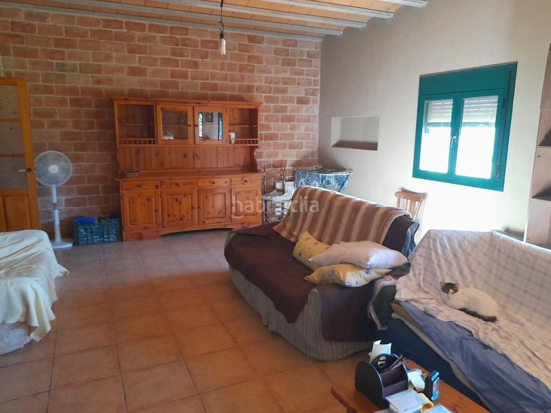 Foto fa744cc8-79e5-46ca-9d92-6d3c64a2be44. Casa amb aparcament a Móra d´Ebre