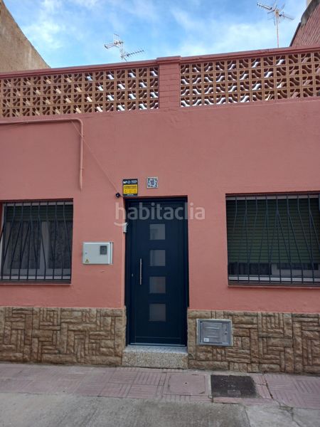 Foto e7b8e4ae-6ba7-4980-901c-5de1d65e47a1. Casa a Benissanet