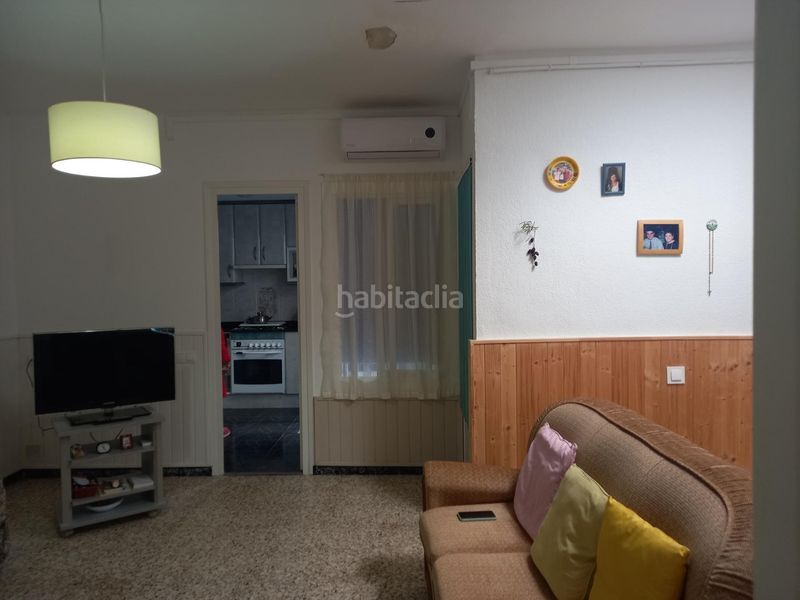 Foto f2682cdf-6104-4601-875f-458c74cfff08. Casa a Benissanet