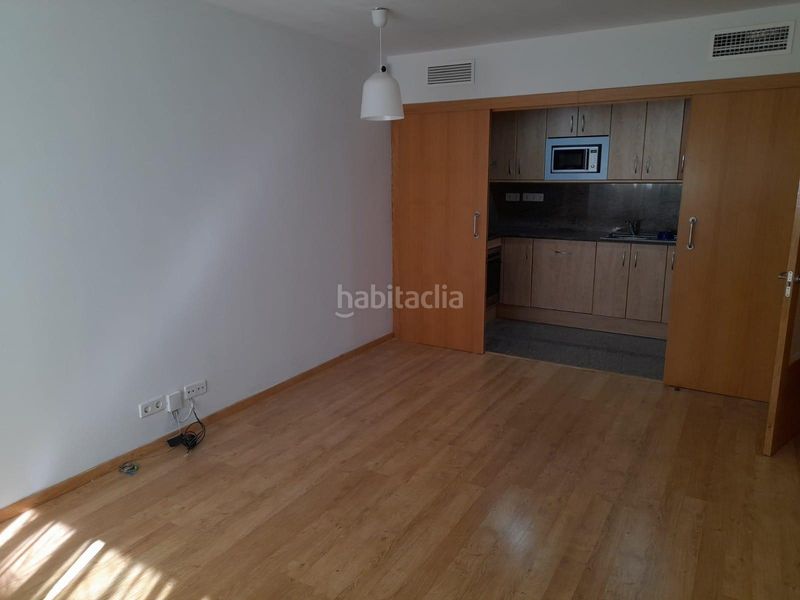 Foto ebb319e7-f6bd-4de7-b730-5b725684a96a. Pis a Móra la Nova