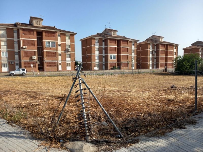 Foto 4f11aa75-e858-4362-b058-837bce191201. Terreny residencial a Móra la Nova