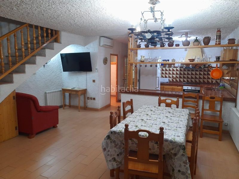 Foto 0fab66ff-12a9-402d-a41a-60a9e304a093. Lloguer casa amb aparcament a Gratallops
