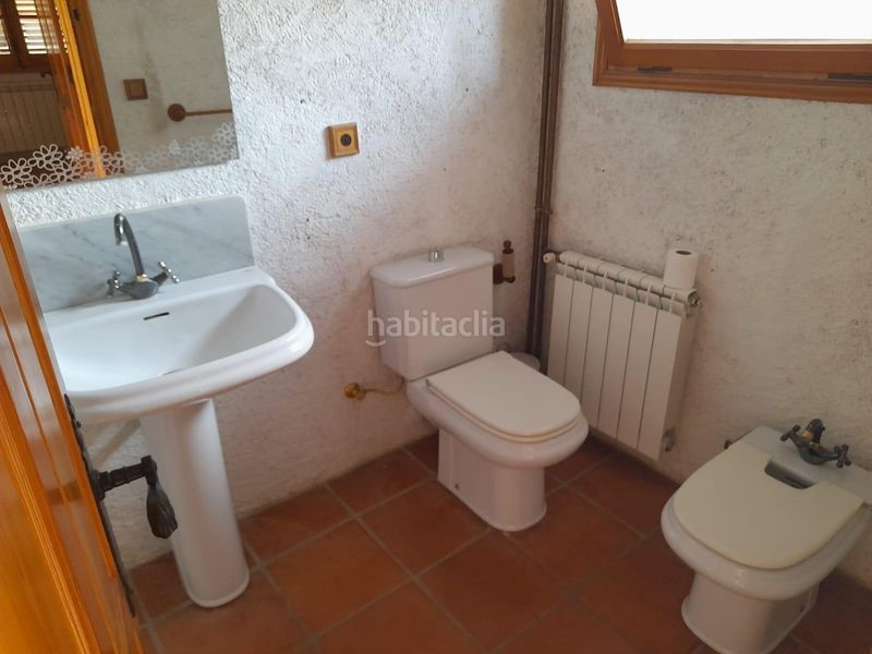 Foto 4a5e5787-bf72-4b38-951d-f943cdd73c12. Lloguer casa amb aparcament a Gratallops