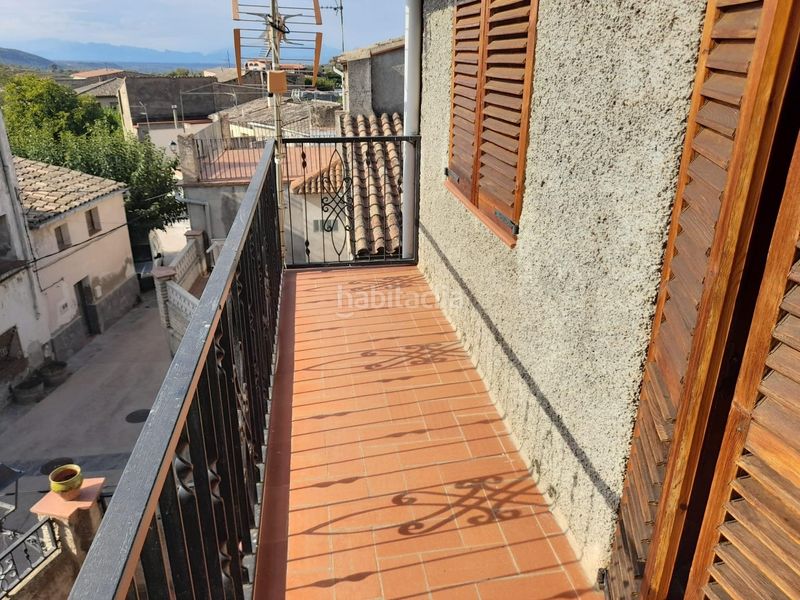 Foto a43e3236-0d1b-4b9a-8b67-51e2a3509e4b. Lloguer casa amb aparcament a Gratallops