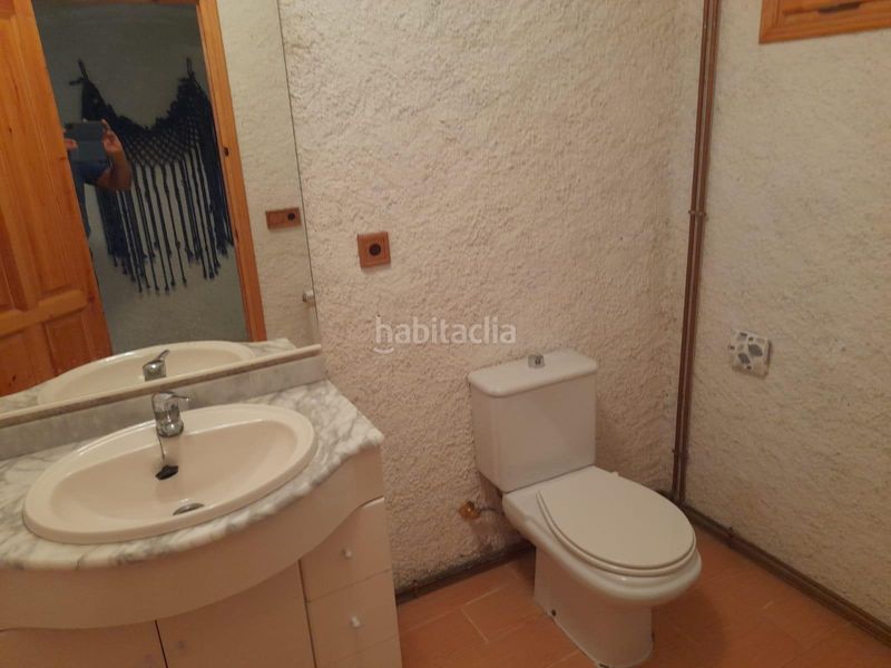 Foto e5a73407-3f29-4639-b4e9-3ac014c1b455. Lloguer casa amb aparcament a Gratallops
