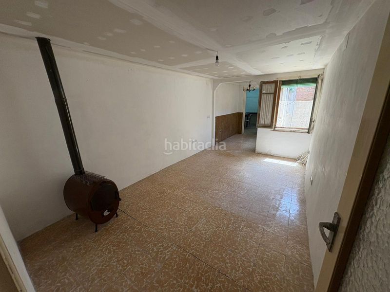 Foto 036d32e0-6963-4ad1-91b1-8607d9581232. Casa amb aparcament a Riba-roja d´Ebre