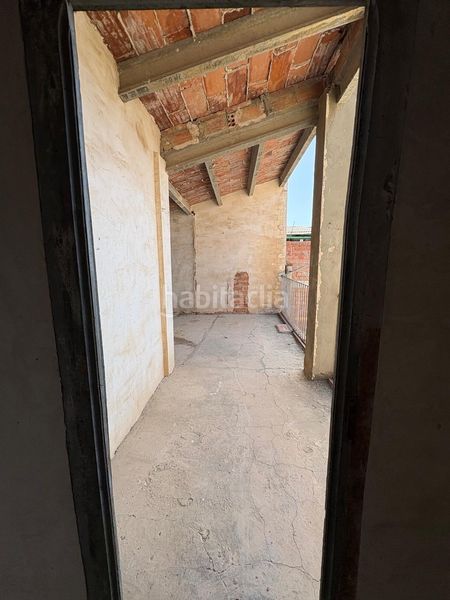 Foto 13560762-3085-454b-9016-1e0c283e60bb. Casa amb aparcament a Riba-roja d´Ebre