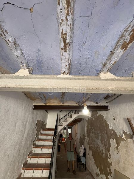 Foto a822ea76-1d99-4f23-bc88-b0147a6de569. Casa amb aparcament a Riba-roja d´Ebre