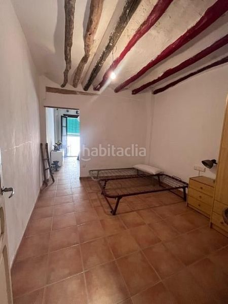 Foto ac20ff54-9954-439d-be30-30c087598cb9. Casa amb aparcament a Riba-roja d´Ebre