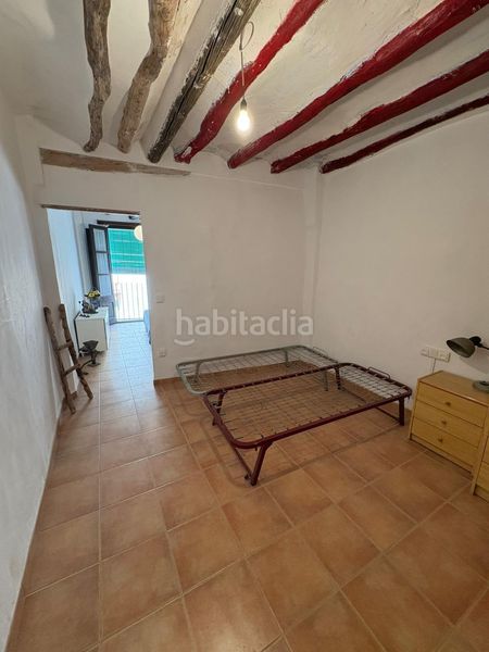 Foto d4e85f2e-feb7-4b9c-9a56-a0dc9b544680. Casa amb aparcament a Riba-roja d´Ebre