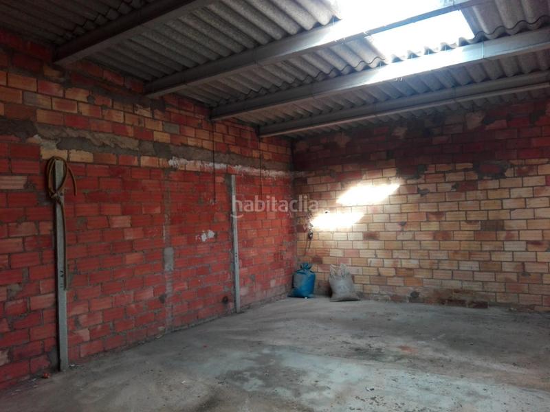 Foto 5b79702f-dba6-4b28-b119-7ffcd64e73b8. Aparcament cotxe a Móra la Nova