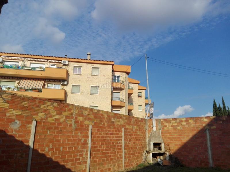 Foto 93c7f475-5725-4565-ad83-6625218232c8. Aparcament cotxe a Móra la Nova