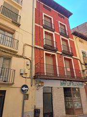 Edifici  Rúa de dato. Edificio para reformar en el centro de calatayud