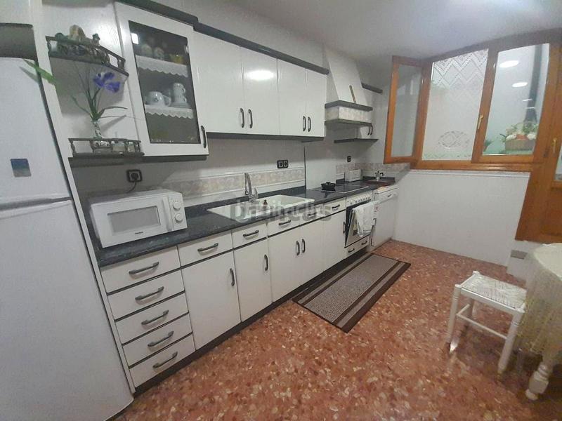 Foto 3cdcef1f-c403-4a86-92b8-b97b2d7e4c9c. Casa a Cedrillas