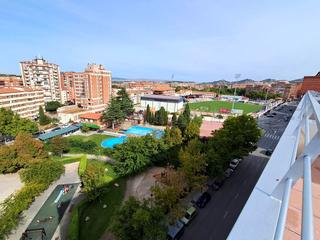 Miete Etagenwohnung  De aragón. Vivienda en avenida de aragon