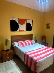 Rent Flat  De joaquín costa. Piso 2 hab tozal
