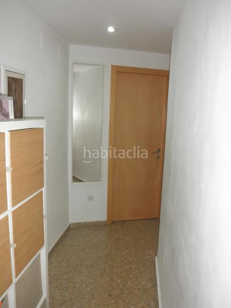 Foto c448be19-eaa0-4840-9d71-3a7f629d69ee. Flat with heating parking in El Alborgí Paterna