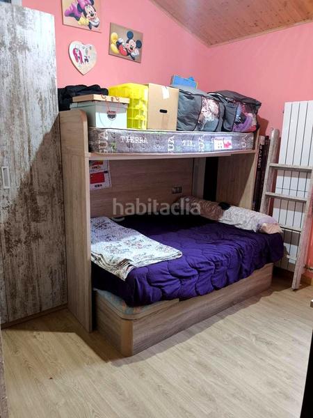 Foto 51af5a46-0bbd-413a-85ec-3b950319a688. Piso  en calle chantria en Centro Teruel