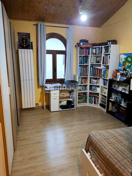 Foto 60f733aa-b51d-42b4-89f0-4e6544353e53. Piso  en calle chantria en Centro Teruel