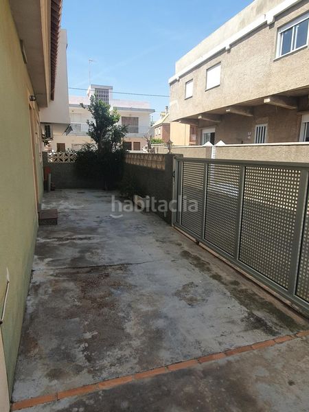 Foto 8d2a5941-6e84-47be-b0af-1236d0025a21. Casa a El Perelló Sueca