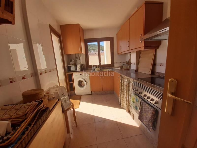 Foto ca3efbb4-907c-4e0e-8d6b-b2eed20d8a49. Piso en Bronchales