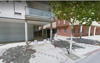 Parking voiture à Calle ramón j. sender 100a. Plazas de parking edificio del wok