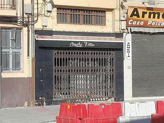 Lloguer Local Comercial  De ambeles. Local comercial en ronda ambeles