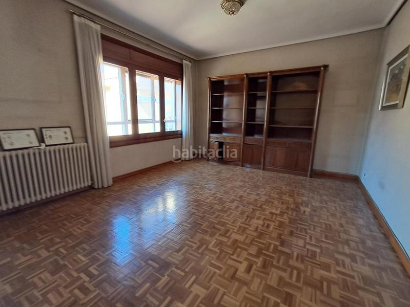 Foto a253d3b8-ac81-499f-9bfe-515bc9460dc7. Dúplex espectacular atico duplex en zona Centro en Teruel