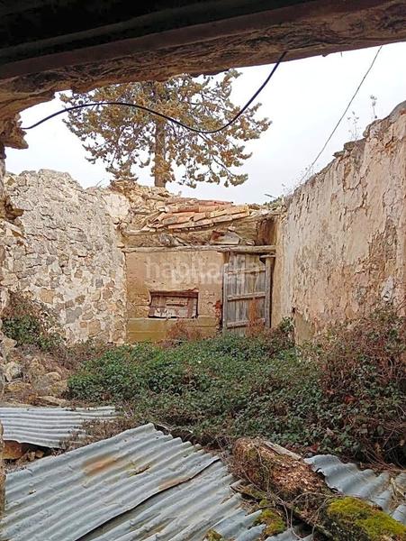 Foto 1ed05ef8-9553-4ad1-9306-5437419aedb8. Masía casa rustica para reformar en Cubla