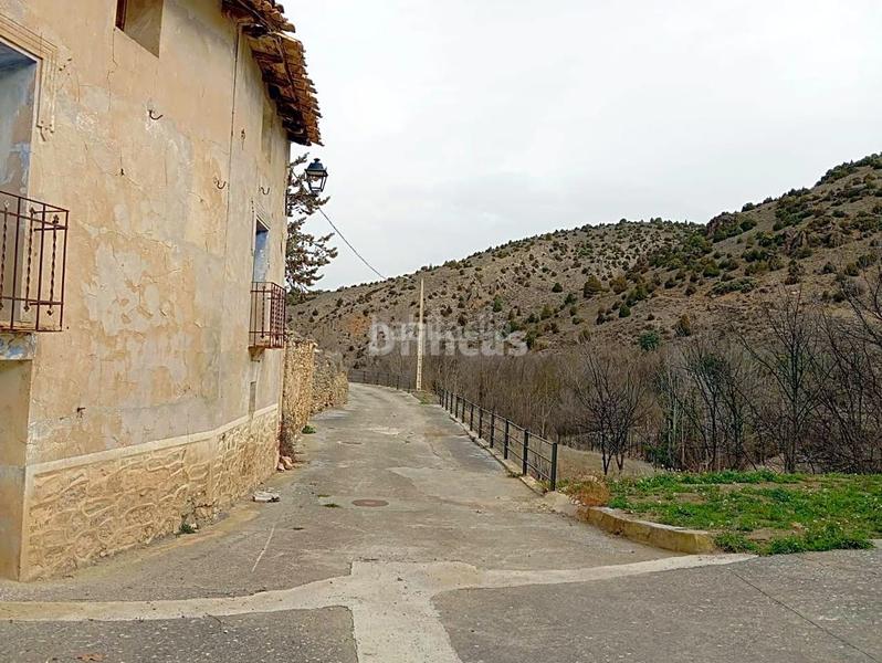 Foto 44d0d9f7-957a-487f-8b44-e71a65e4c856. Masía casa rustica para reformar en Cubla