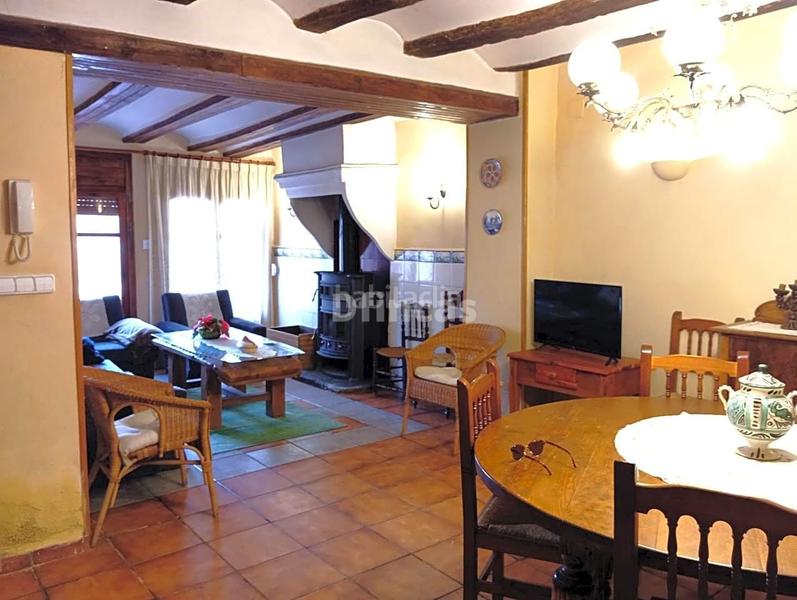 Foto 1857d6ed-a69e-48c2-8d6c-47bd6bbb65a4. Masía venta de casa rústica con encanto . en Corbalán