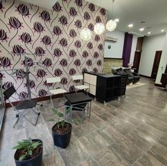 Rent Business premise in Valle de Trápaga - Trapagaran. Estupendo local